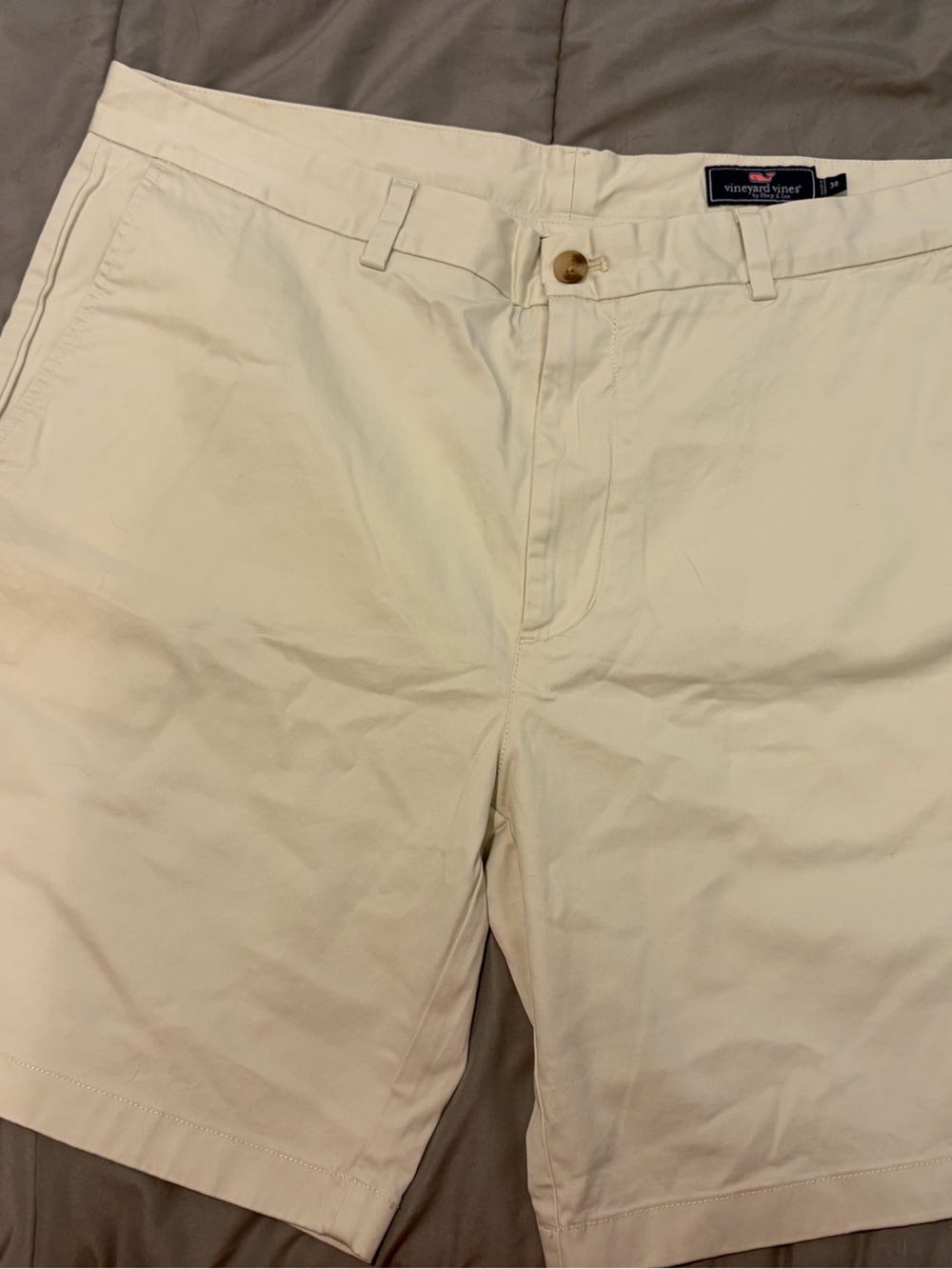 Vineyard Vines Cream Men’s Bermuda Shorts